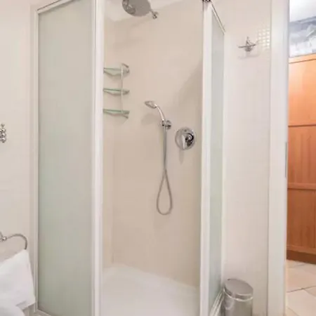 Open Space アパート ヴェローナ